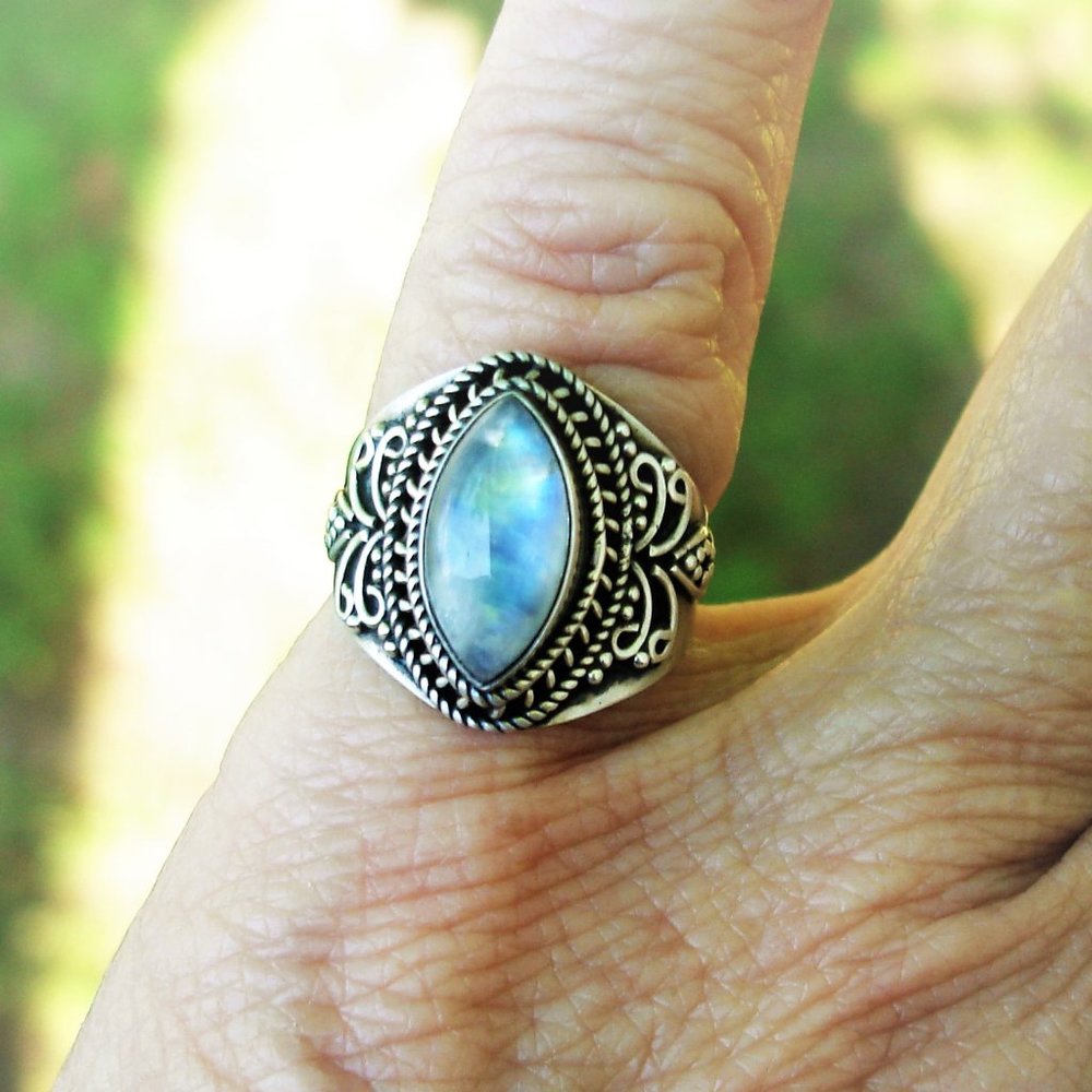 Moonstone ring sterling silver size 6 1/2